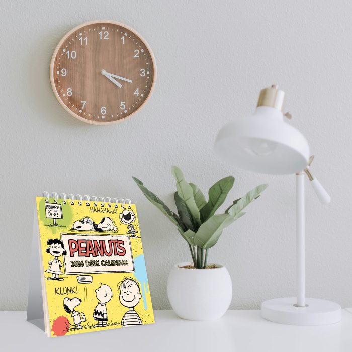 C26073 Peanuts Desk 2026  Calendar - Image 7