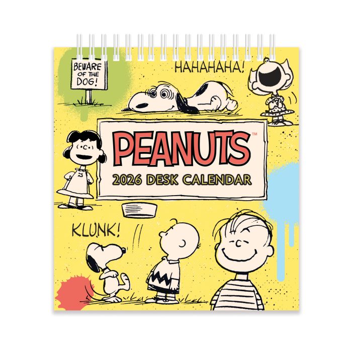 C26073 Peanuts Desk 2026  Calendar